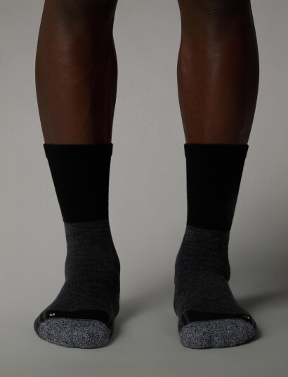 The North Face Hiking Crew Sock - Black - 35-37 The North Face Hiking Crew Sock - Black - 35-37