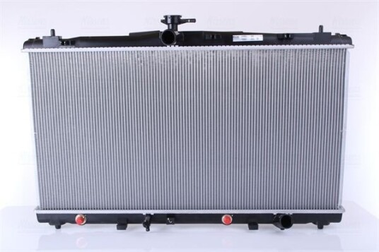 Radiator NISSENS 646906