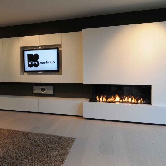 M-Design Luna 1300CL Diamond svart gasspeis med glass på venstre hjørne