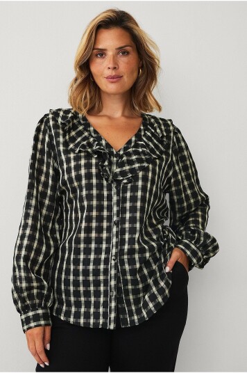 Ellos Plus collection Bluse med volanger Svart