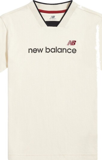 New Balance T skjorte NB Angora New Balance 12 13 år (152 158) T skjorte Beige Hvit Rød Svart