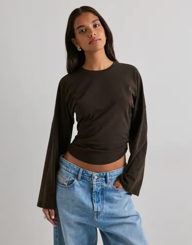 Pieces Brun Pcalli Ls O Neck Top Pieces Brun Pcalli Ls O Neck Top