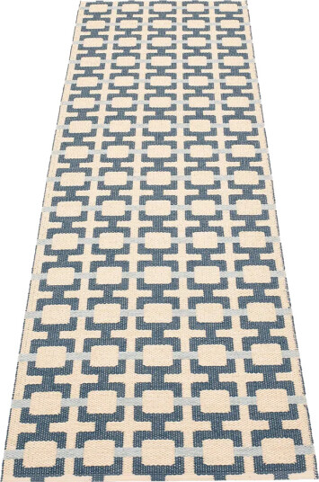 Pappelina Tom teppe Ocean Blue/Cream/Blue Fog 70 x 240 cm