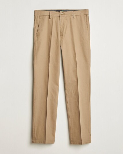 Dockers Stain Defender Straight Chino New British Khaki Dockers Stain Defender Straight Chino New British Khaki
