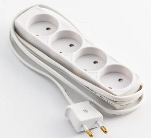 MicroConnect 4-way power stripno earth,