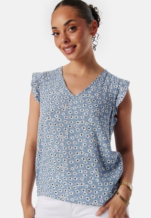 Pieces Pcnya SL V-Neck Top Faded Denim/Flower M Pieces Pcnya SL V-Neck Top Faded Denim/Flower M