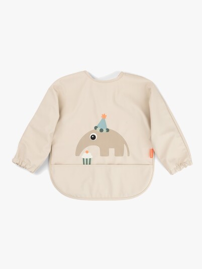 Done by Deer Sleeved Pocket Bib Celebration Sand   Beige   LENGTH FRONT:34CM.SLEEVE WIDTH:72CM