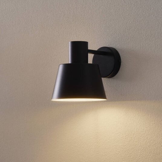 Sigma Dunka vegglampe av metall enkeltlys svart Sigma Dunka vegglampe av metall enkeltlys svart