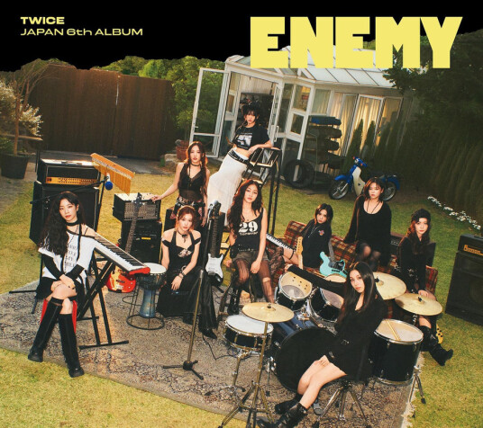Twice Enemy Version B incl. Folded Poster, 3Cut Photo, Sticker, 20pg Lyric Booklet + 3 Trading Cards CD