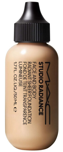 MAC Studio Radiance Face And Body Foundation 50 ml C1 – Vannavstøtende, Glød