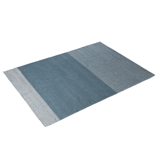 Muuto Varjo gulvteppe 170x240 cm blå Muuto Varjo gulvteppe 170x240 cm blå