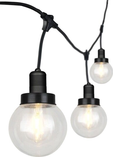 V Tac 3m LED lyskjede med 6 pærer Ø15cm pærer E27 sokkel IP65 utendørs matt sort kan sammenkobles V Tac 3m LED lyskjede med 6 pærer Ø15cm pærer E27 sokkel IP65 utendørs matt sort kan sammenkobles