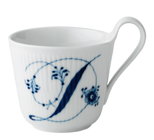 Royal Copenhagen Blue Fluted Plain Alphabet kopp 33 cl D
