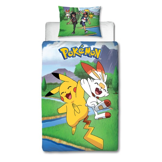Licens Pokemon sengetøy - 100% bomull - 140x200 cm - 2 i 1 Design - Scorbunny, Hau, Pikachu og Ash Licens Pokemon sengetøy - 100% bomull - 140x200 cm - 2 i 1 Design - Scorbunny, Hau, Pikachu og Ash