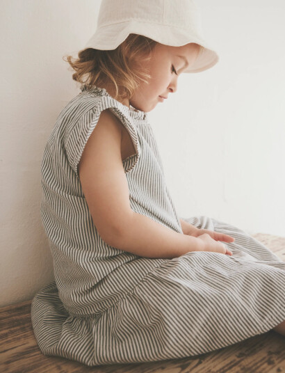 Huttelihut Dress Yd Stripe   Multi/patterned   110
