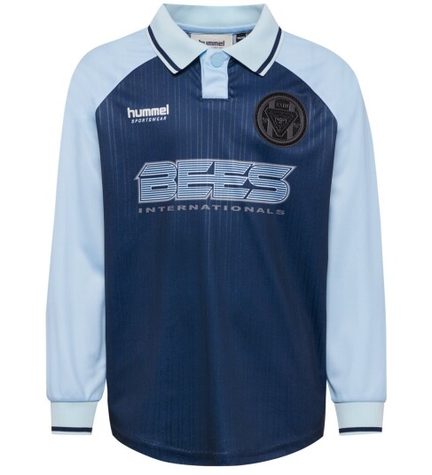 Hummel Hmljr Loose Stripe Soccer Jersey Ls Blue 122/128 Hummel Hmljr Loose Stripe Soccer Jersey Ls Blue 122/128