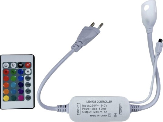 230V RGB CLIP ON kontroller Inkl. endeplugg for 230V minnefunksjon infrarød fjernkontroll 50 m