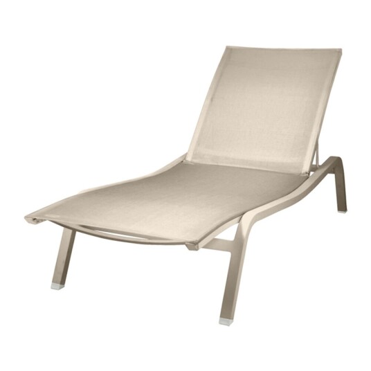 Fermob Alize XS Sunlounger Nutmeg 14