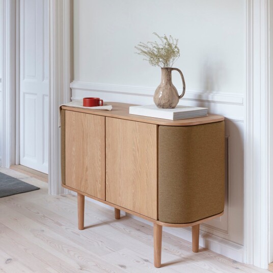 Umage Treasures skap med 2 dører i eik/Sugar Brown