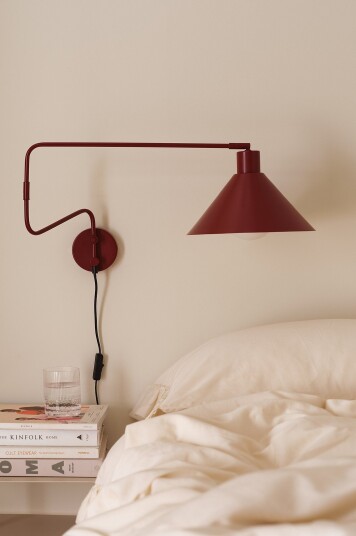 Ellos Home Vegglampe Jonis Rød