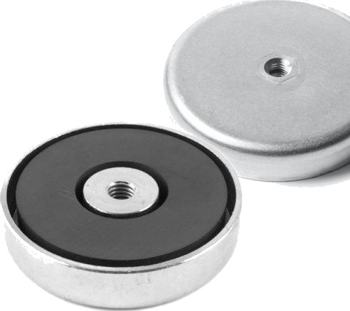 Ferrit magnet Ø 63 mm med M8 innvendige gjenger SuperMagneter.no