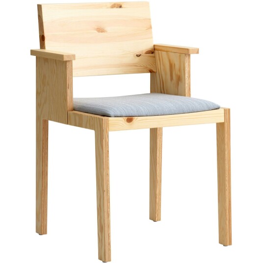 Vaarnii 016 Maasto Spisestol Med Armlener Polstret Sete Naturlig