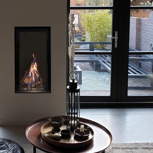 M-Design True Vision 550V svart gasspeis med et glass - rett vegg