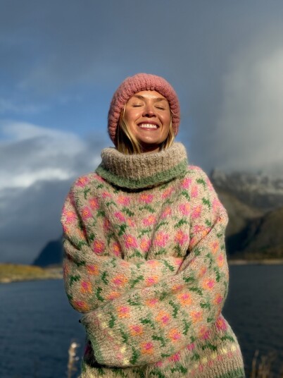 House Of Yarn IR 03 10 Ellinor genser Fnugg in Florence 