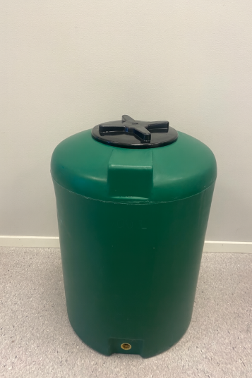 Vanntank 100 liter vertikal Grønn Vanntank 100 liter vertikal Grønn