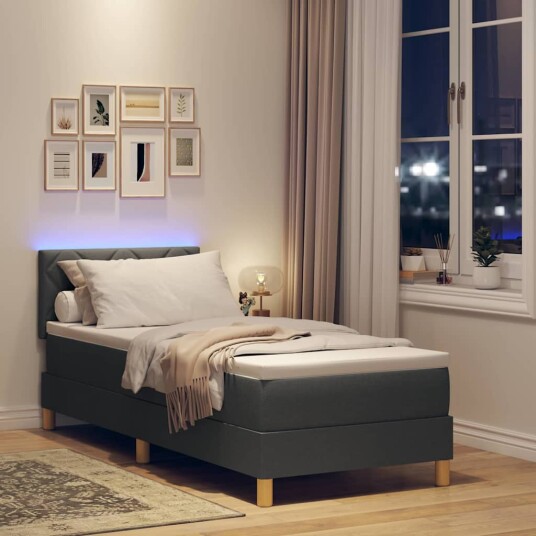 Box Spring seng med madrass & LED Mørkegrå 80x200 cm Stoff