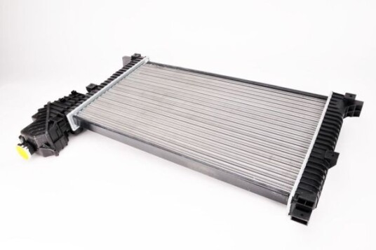 Radiator THERMOTEC D7M023TT