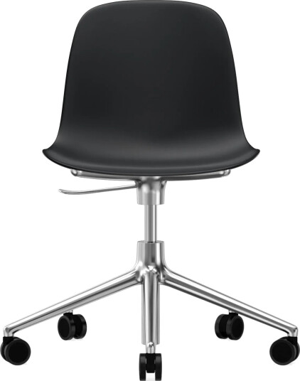 Normann Copenhagen Form chair dreibar stol 5W kontorstol sort aluminium hjul