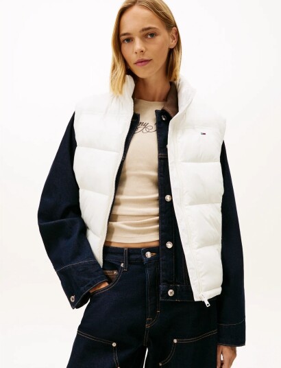 Tommy Jeans Tjw Essential Puffer Vest Shiny White M Tommy Jeans Tjw Essential Puffer Vest Shiny White M