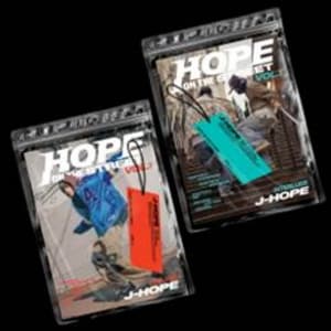 Bengans J-hope - Hope on the streets 1 (Random Ver.) Bengans J-hope - Hope on the streets 1 (Random Ver.)