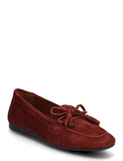 VAGABOND Hillary Brown 39