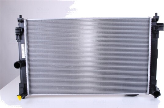 Radiator NISSENS 606838
