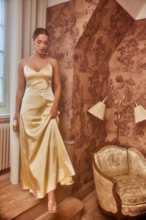 Bubbleroom Occasion Satin Strap Gown Light yellow 42 Bubbleroom Occasion Satin Strap Gown Light yellow 42