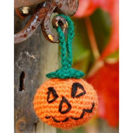 Drops Garnstudio Jack by DROPS Design Halloween Gresskar Hekleoppskrift 5cm