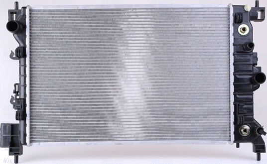 Radiator NISSENS 630778