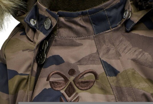 Hummel Jessie Vinterjakke Camo (104 / 4 år)