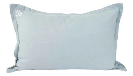 Aina Sollie Steen Putetrekk lin Lyseblå 40 x 60 cm Blå Aina Sollie Steen Putetrekk lin Lyseblå 40 x 60 cm Blå