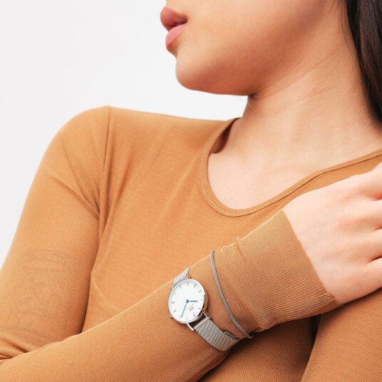 Daniel Wellington DW Watch Petite Roman Numerals Sterling 28mm Silver Daniel Wellington DW Watch Petite Roman Numerals Sterling 28mm Silver