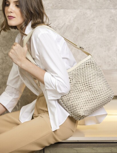 Ceannis Small Shoulder Bag Sweet /Cream   Cream   ONE SIZE