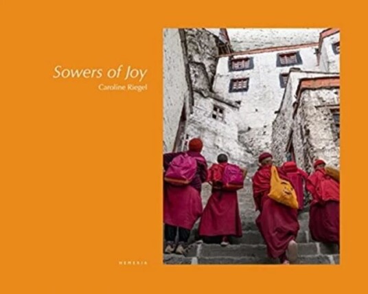 The Sowers Of Joy Av Caroline Riegel, Matthieu Ricard