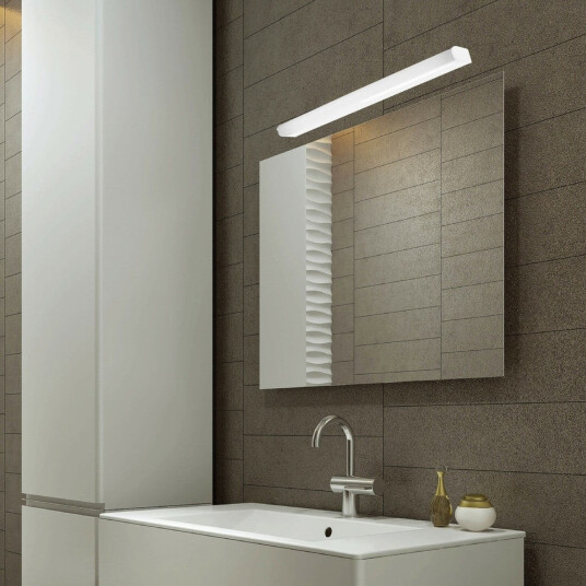 Callisto 50 vegglampe for baderom 9W 2700 Kelvin IP44 Dimbar Hvit