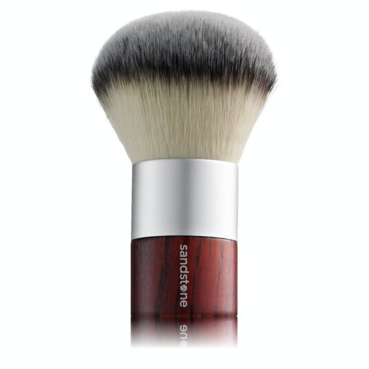 Sandstone Body Kabuki Brush Vegan 1 stk Pensel Sandstone Body Kabuki Brush Vegan 1 stk Pensel
