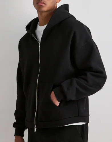 Que Sera Sera Cozy Zip Hoodie 2.0 Hoodies med glidelås Svart
