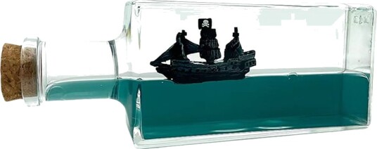 MikaMax Usinkbart Piratskip - Flytende Dekorasjon for Hjemmet og Kontoret MikaMax Usinkbart Piratskip - Flytende Dekorasjon for Hjemmet og Kontoret