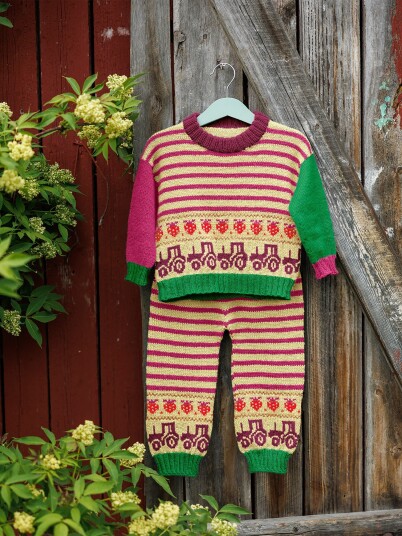 House Of Yarn SG 01-03B Sebbi Genser og Bukse