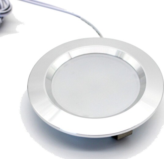 Ledlife 2,7W Ø6,8cm Reco68 møbelspot for innfelling RA92   12V DC Hull: Ø5,5 cm Mål: Ø6,8 cm børstet stål   Dimbar : Dimbar Kulør : Varm
